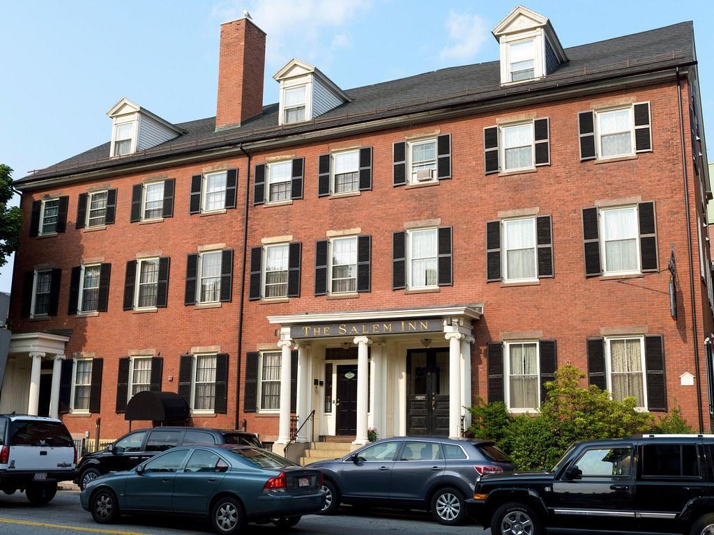 The Salem Inn Bagian luar foto