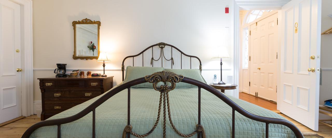 The Salem Inn Bagian luar foto